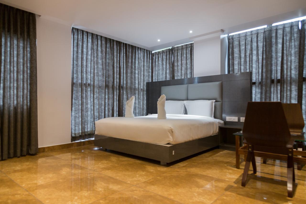 Hotel Hills Tirupattur Tiruppatur Exterior foto